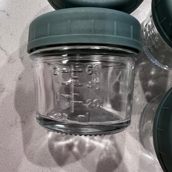 Set of 4 Glass Baby Food Storage Containers - Picture 3 of 4